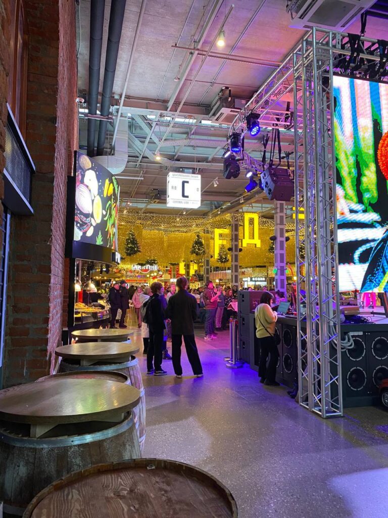 Гастрономическое путешествие в «Депо» Москва: мидии в томатном соусе