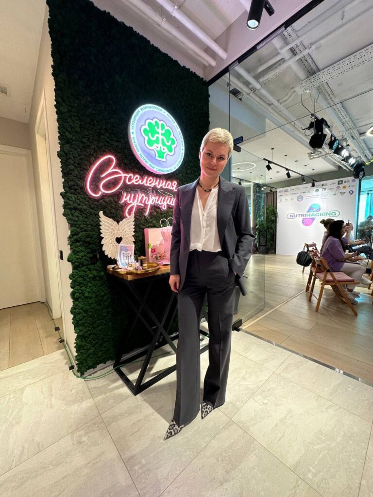 Женское здоровье, гормоны и молодость: доклад на конференции