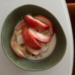 Идеальный завтрак: Творог, йогурт и фрукты для здоровья и красоты