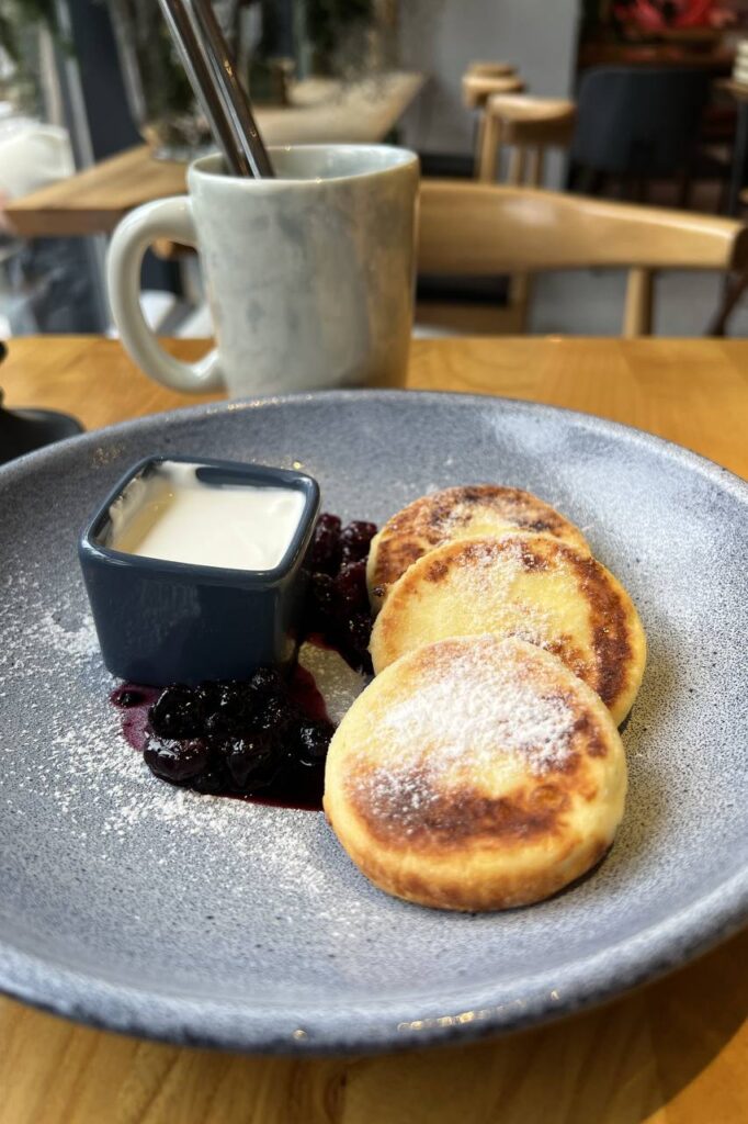 Идеальные сырники: рецепт от мамы для здорового завтрака