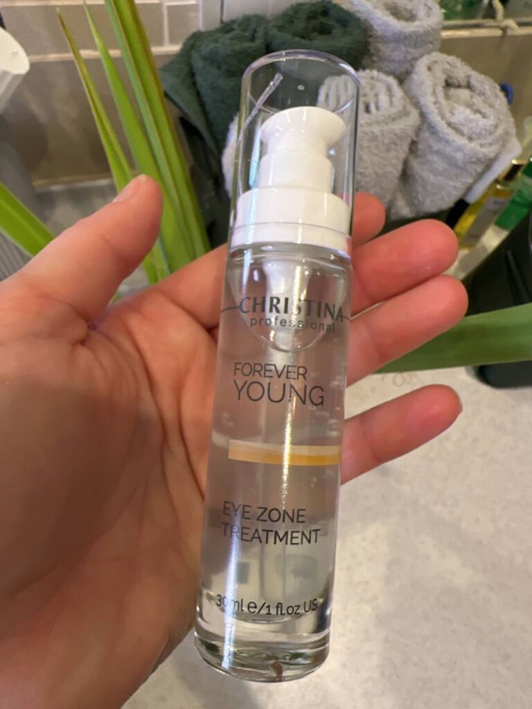 Первый опыт использования средства для кожи вокруг глаз