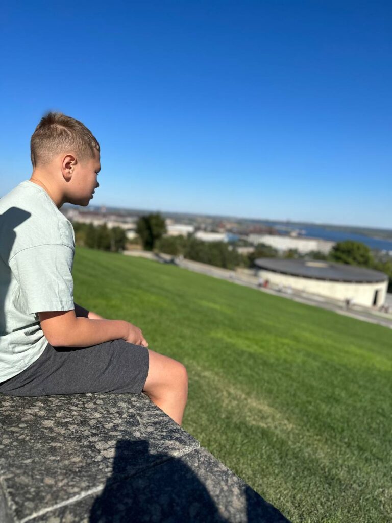 Витамины и добавки для школьников: поддержка успеваемости и здоровья