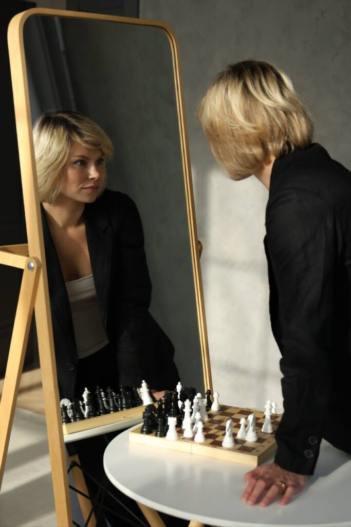 Менопауза и перименопауза: как справиться с симптомами после 40