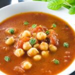 Томатный суп с нутом: рецепт для здоровья и красоты