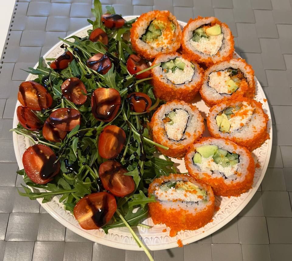 Суши и Роллы: Вкусное Здоровье и Красота Ваших Пациентов
