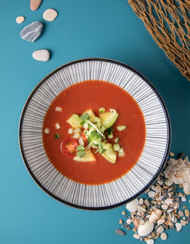 Гаспачо: Освежающий Летний Суп для Здоровья и Красоты