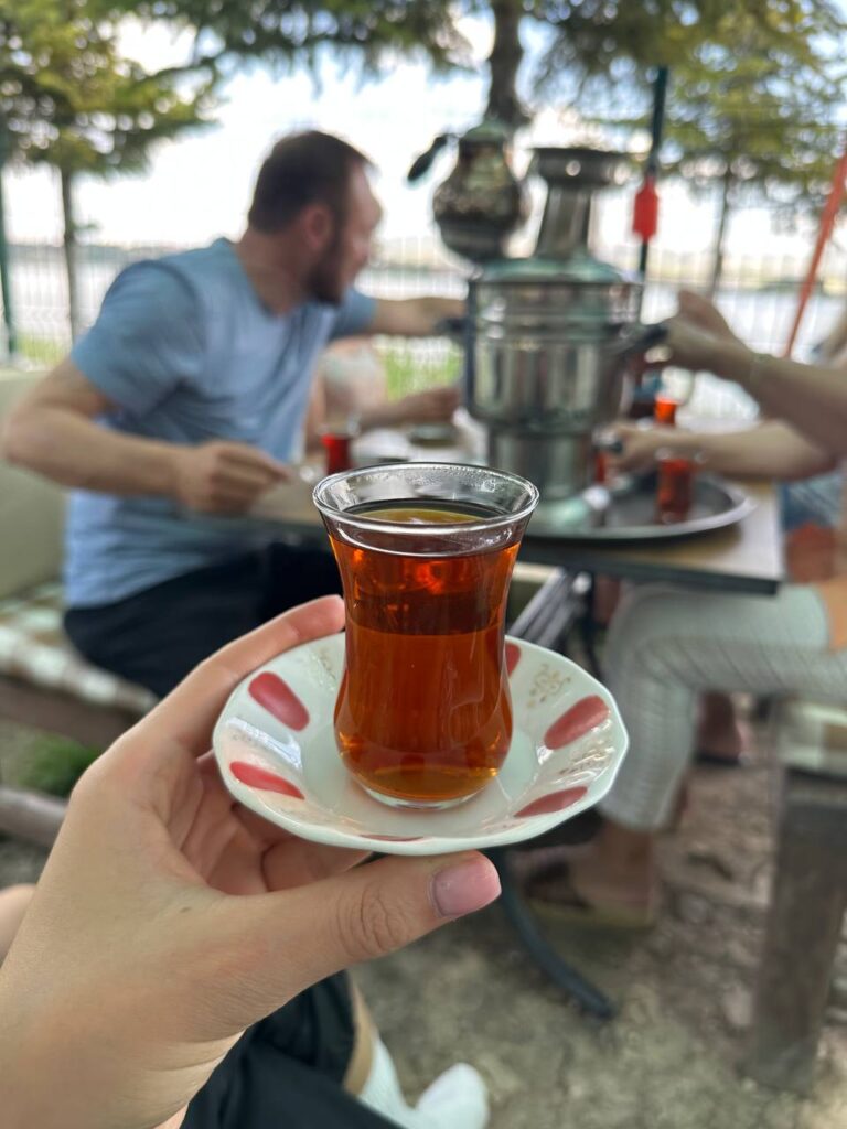 Сколько нужно пить воды для здоровья и красоты