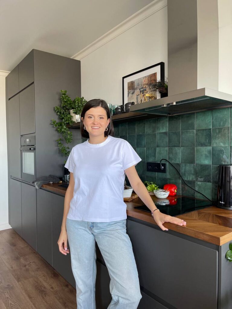 Аня: Врач, Нутрициолог, Друг для Здоровья и Красоты