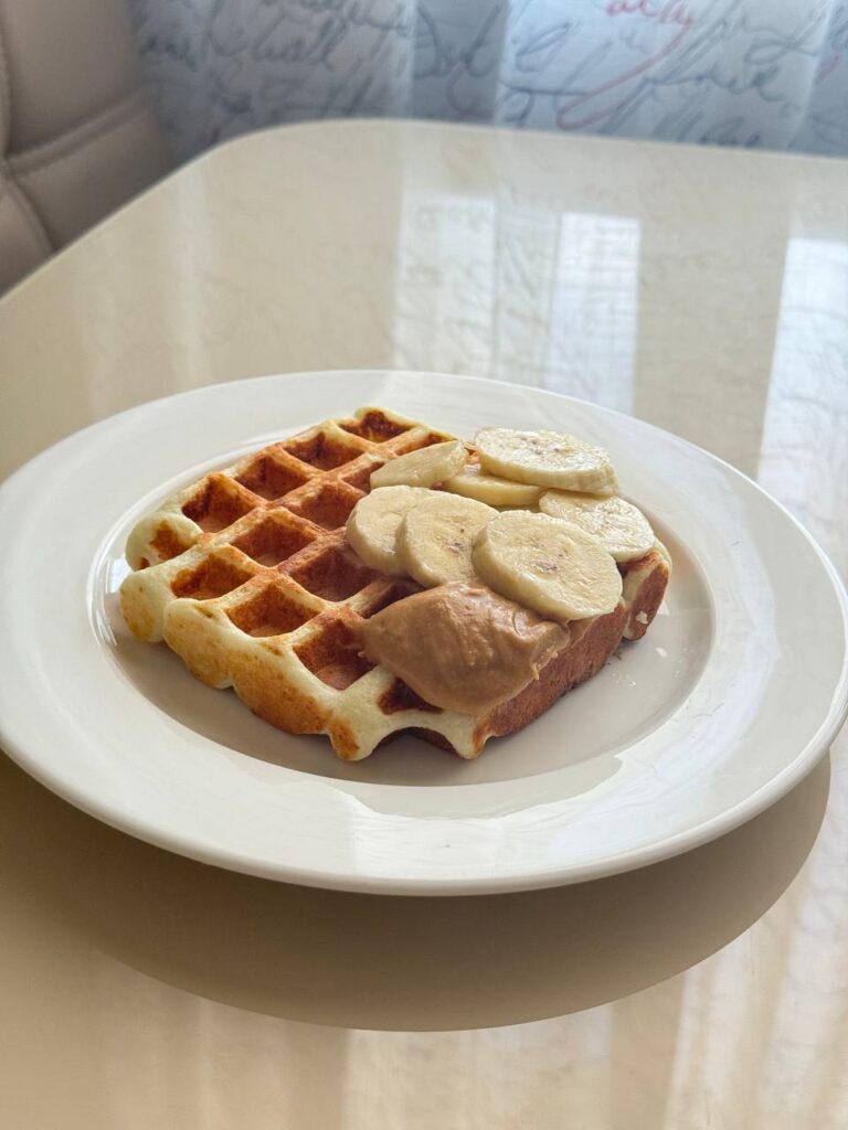 Доброе утро и секреты красоты: вафли, сияющая кожа и хорошее настроение!