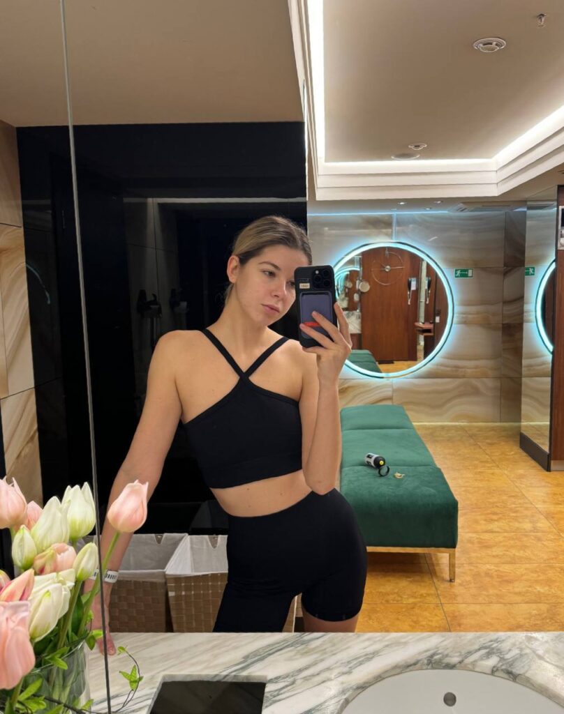 Рецепт тонких блинов от доктора Комиссаровой: вкусный завтрак для здоровья и красоты!