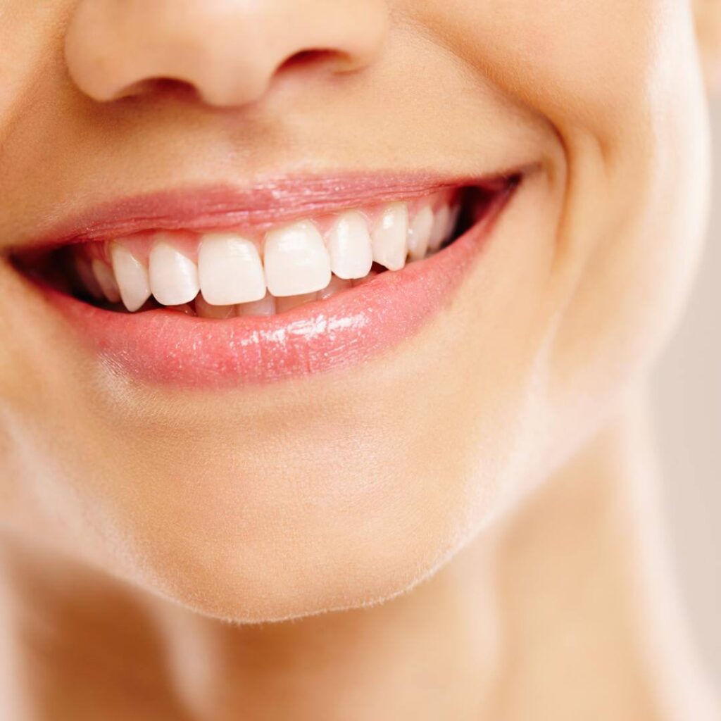 Сияющая Улыбка: 6 Секретов Здоровых Зубов и Красивой Улыбки (Советы Стоматолога)